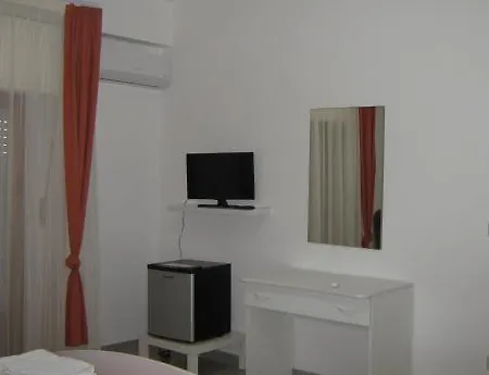 Al Saliceto فندق